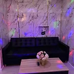 Moderne Avec Jacuzzi * Rijsel