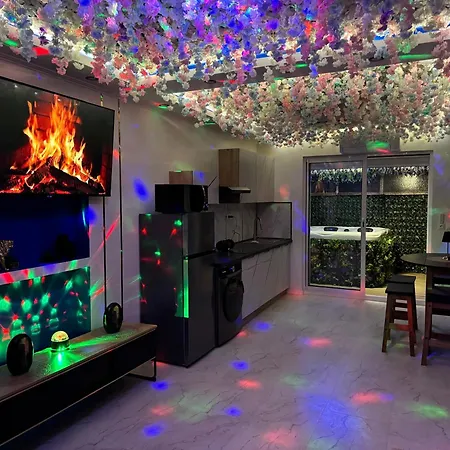 Moderne Avec Jacuzzi Appartement Rijsel