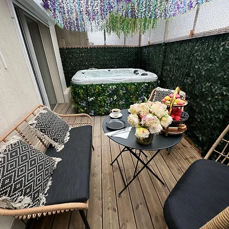 Appartement Moderne Avec Jacuzzi