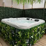 Moderne Avec Jacuzzi Apartmán *